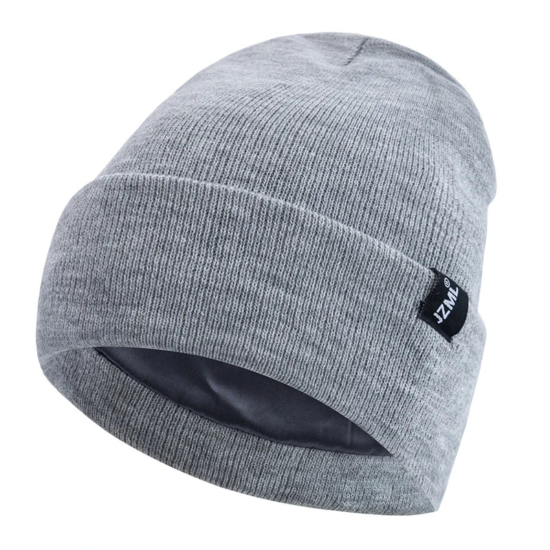 Bonnet antistatique en peluche doublé de satin