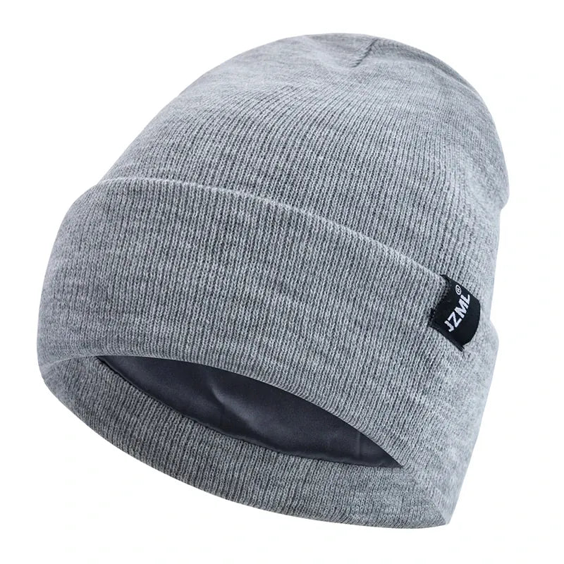 Bonnet antistatique en peluche doublé de satin