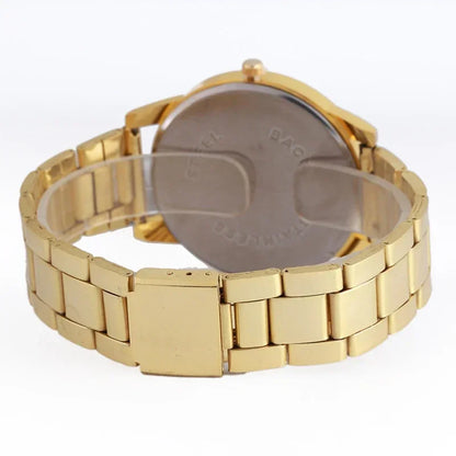 Reloj de oro de lujo