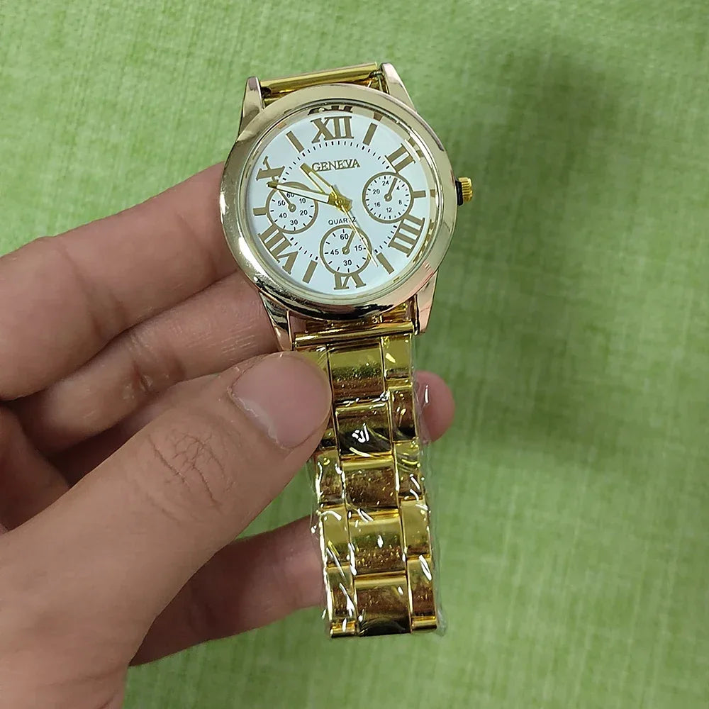 Reloj de oro de lujo