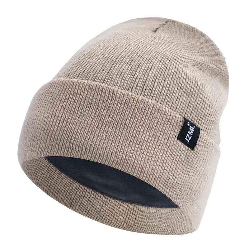 Bonnet antistatique en peluche doublé de satin