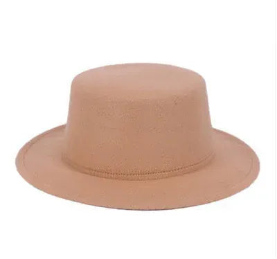 Chapeau à larges bords