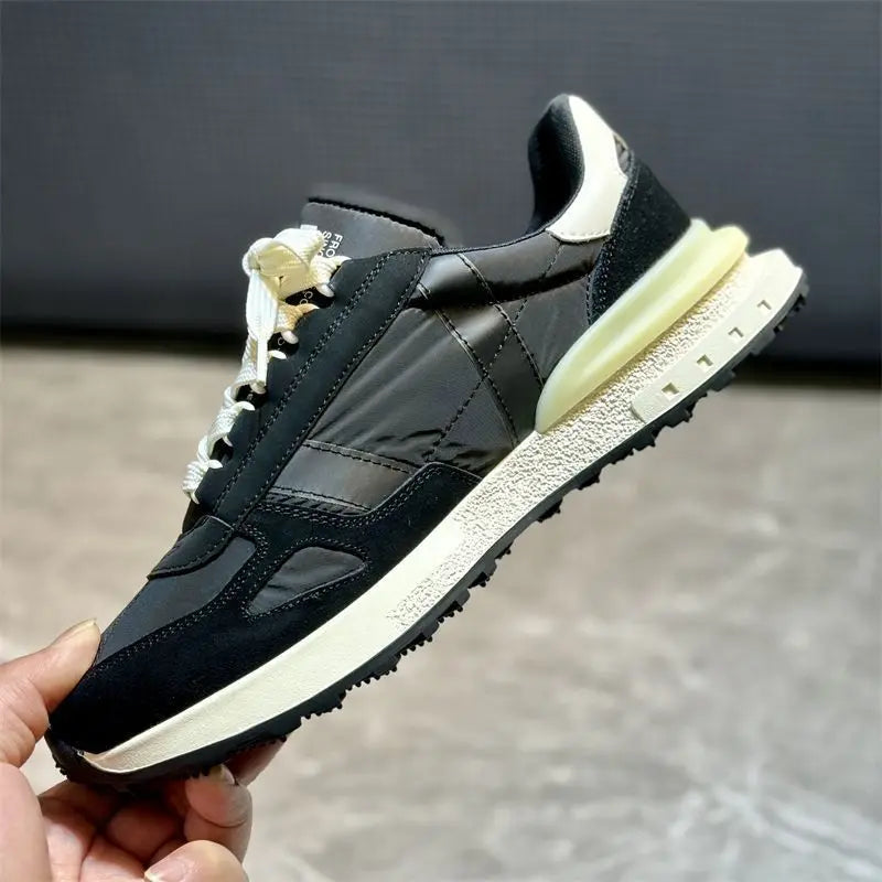 Chaussures de sport athlétique