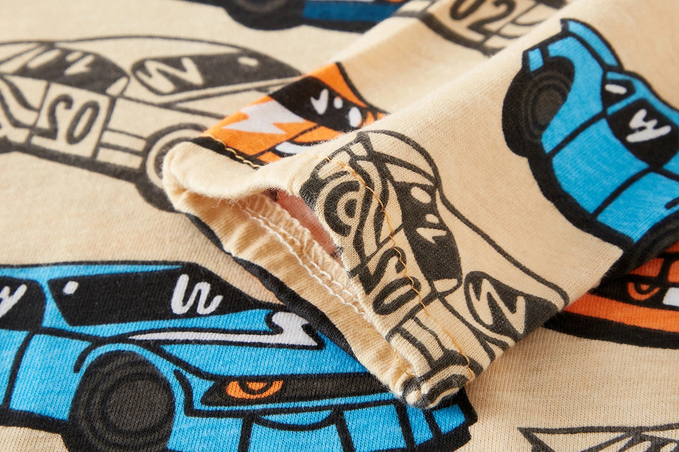 Pyjama pour enfants avec des Voitures de dessin animé