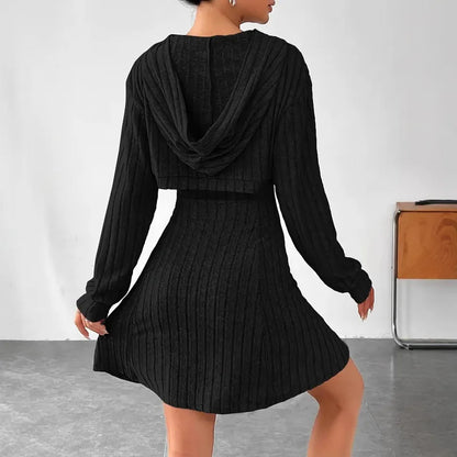 Ensemble haut à capuche et robe sans manches