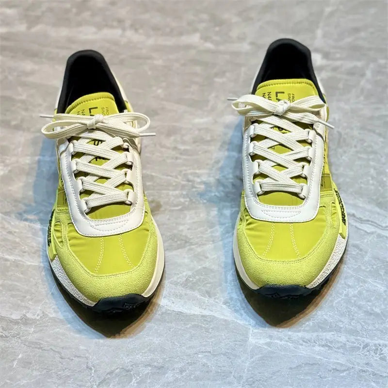 Chaussures de sport athlétique